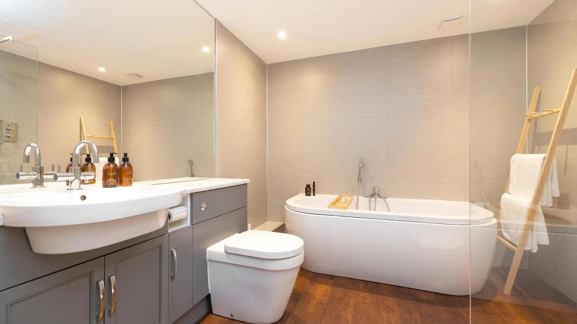 Joivy Delightful Maisonette Near Edinburgh Castle Apartment