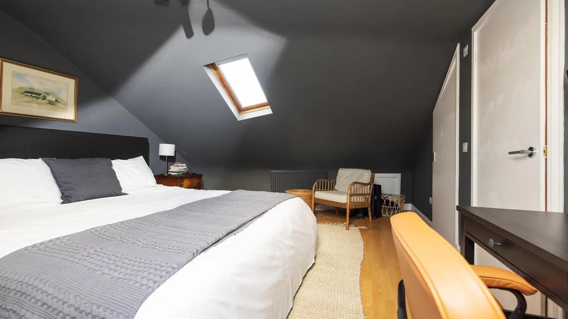 Joivy Delightful Maisonette Near Edinburgh Castle Apartment