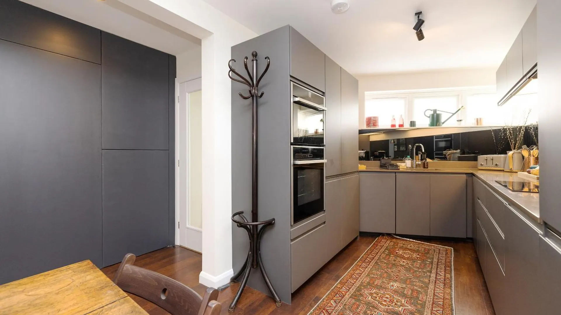 Joivy Delightful Maisonette Near Edinburgh Castle Apartment 0*,  United Kingdom